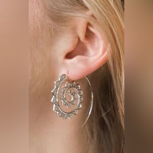 boho Spiral Silver Earrings A902
